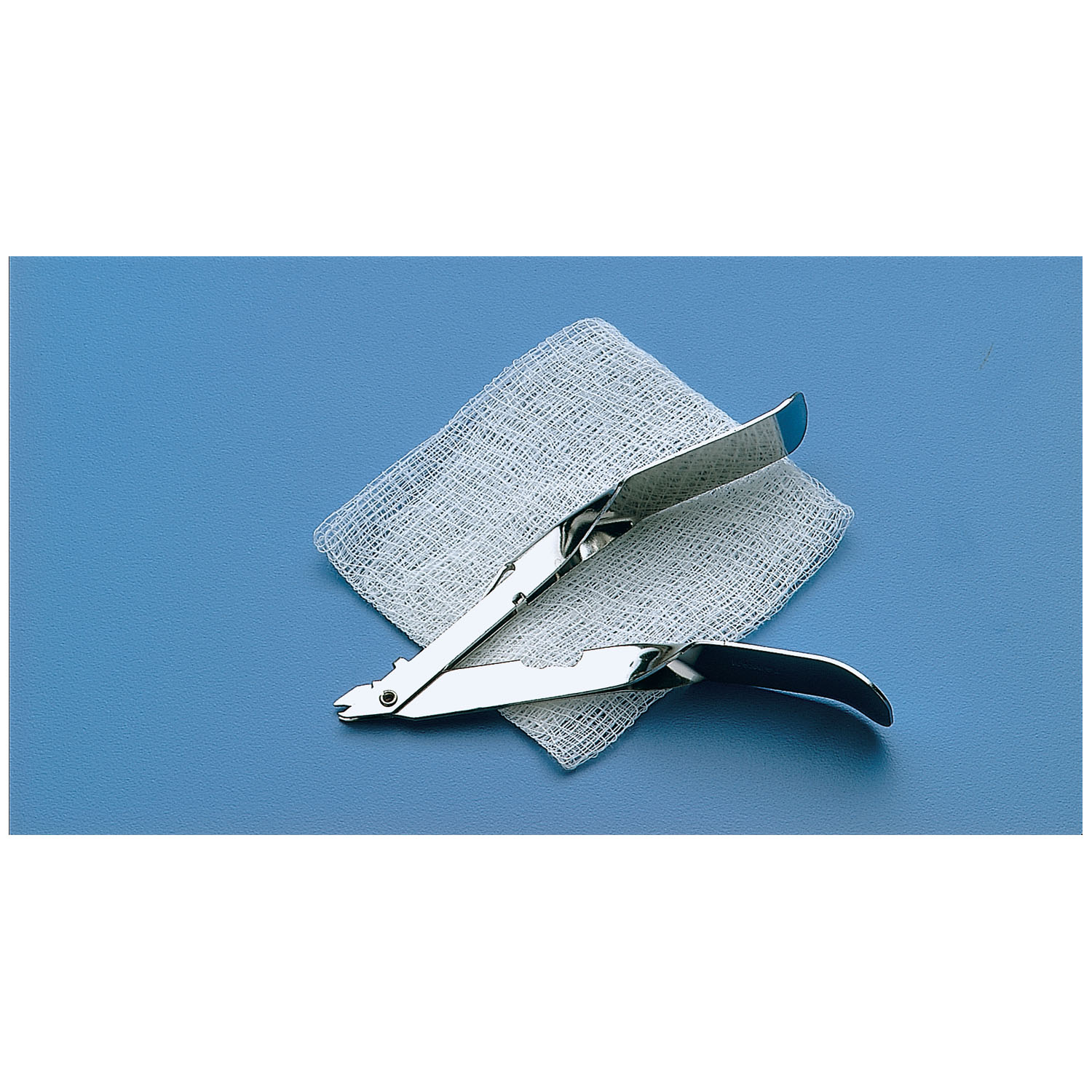 BUSSE SKIN STAPLE REMOVER KIT : 716 EA             $1.48 Stocked