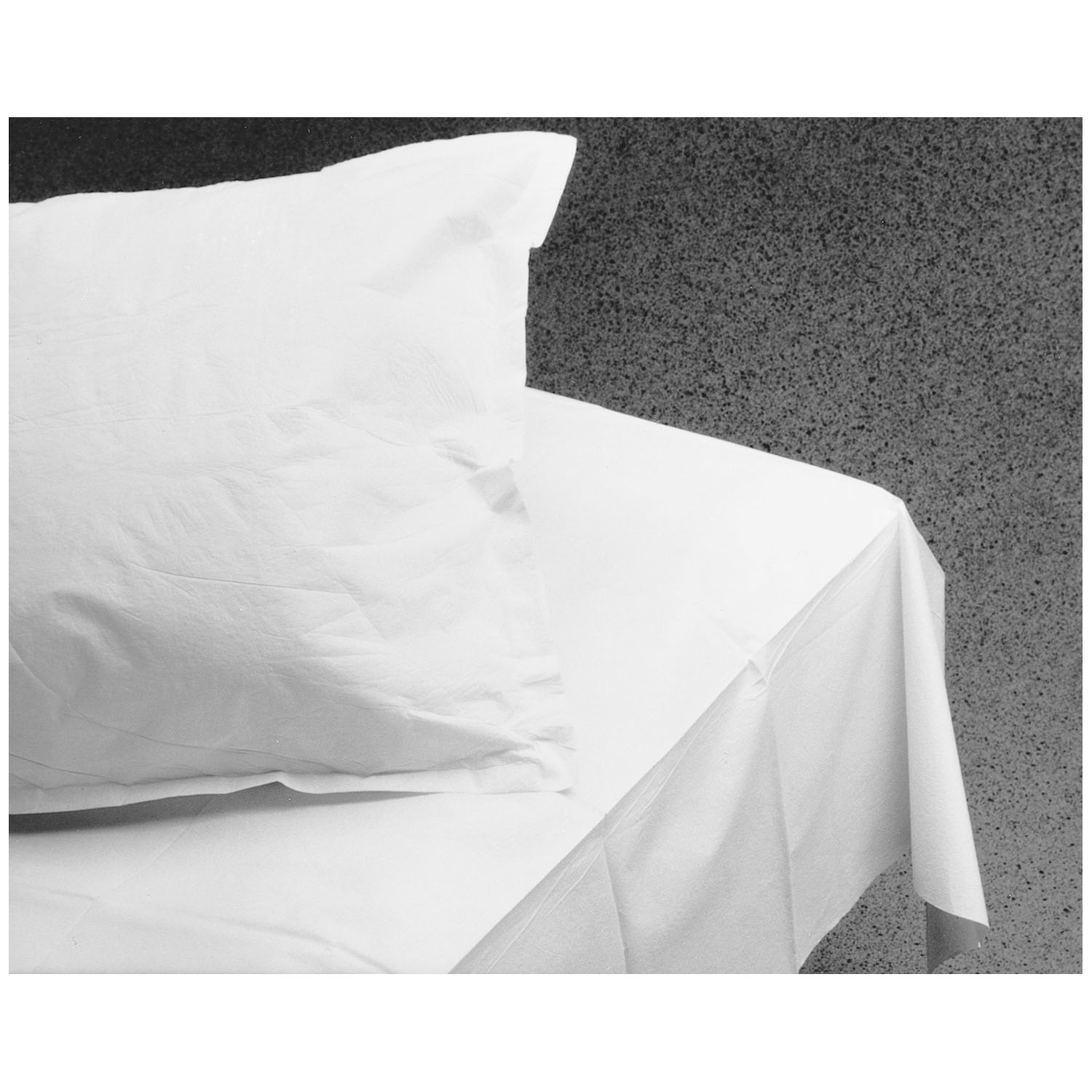 GRAHAM MEDICAL TISSUE DRAPE & BED SHEETS : 34682 CS      $27.94 Stocked