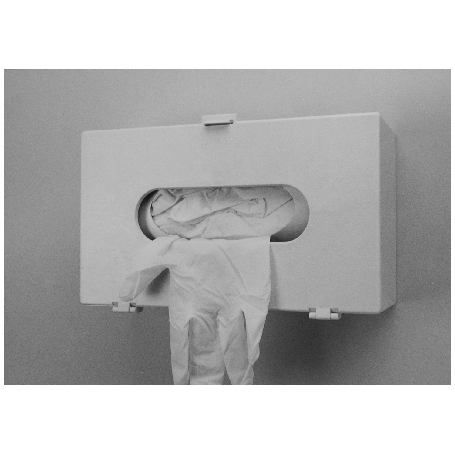 PLASTI GLOVE DISPENSER : 1210 EA   $17.80 Stocked