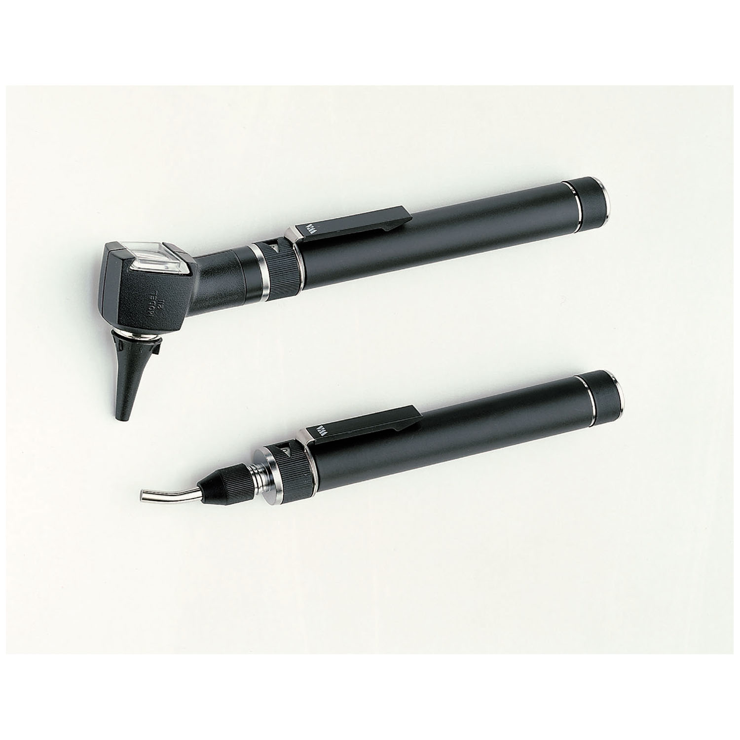 WELCH ALLYN 2.5V POCKETSCOPE OTOSCOPE/THROAT ILLUMINATOR : 22820 EA   $413.12 Stocked