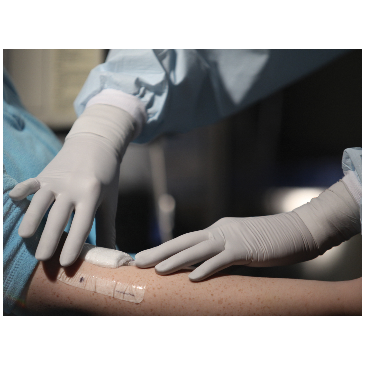 HALYARD STERLING NITRILE EXAM GLOVE : 50709 BX                  $37.81 Stocked