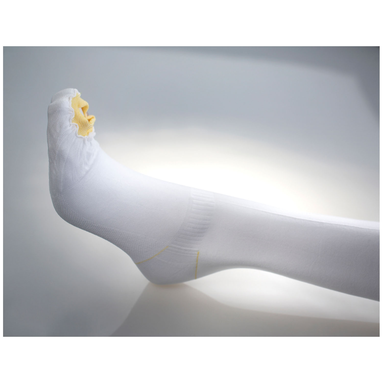 ALBA ULTRACARE ANTI-EMBOLISM STOCKINGS : 853-04 CS $49.62 Stocked
