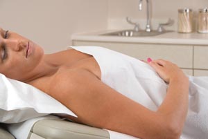 GRAHAM MEDICAL TISSUE DRAPE & BED SHEETS : 303 CS                                                                                                                                                                                                              