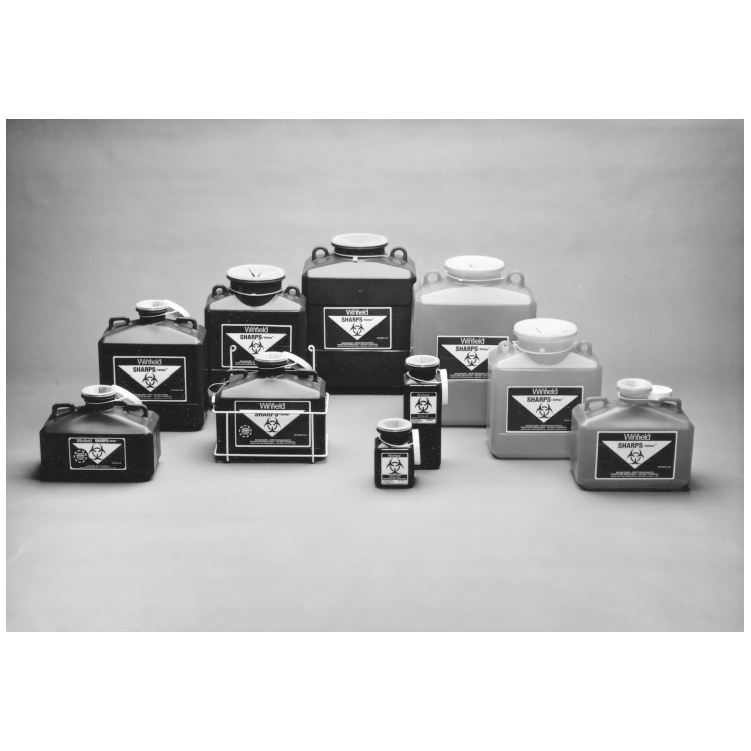 MEDEGEN SHARPS-TAINERS : 184 CS                                                                                                                                                                                                                  $262.10 Stocke